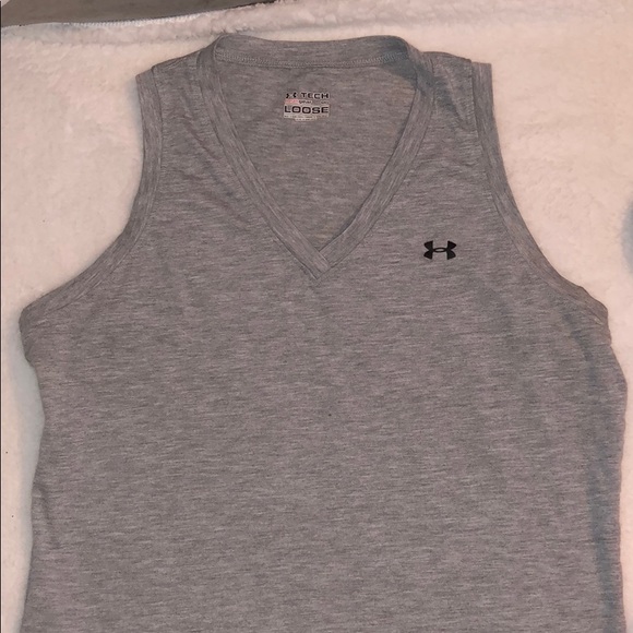 Under Armour tank - Picture 2 of 3